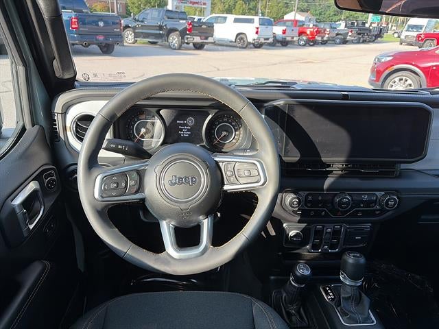 2024 Jeep Wrangler 4-Door Sahara - Photo 13