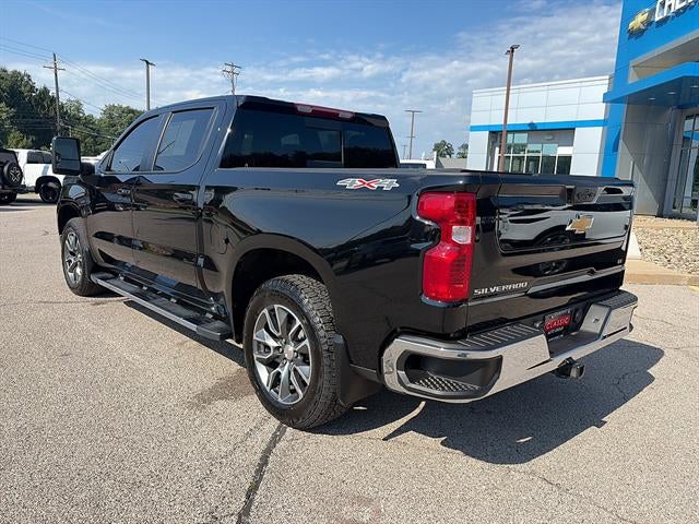 2025 Chevrolet Silverado 1500 LT - Photo 4