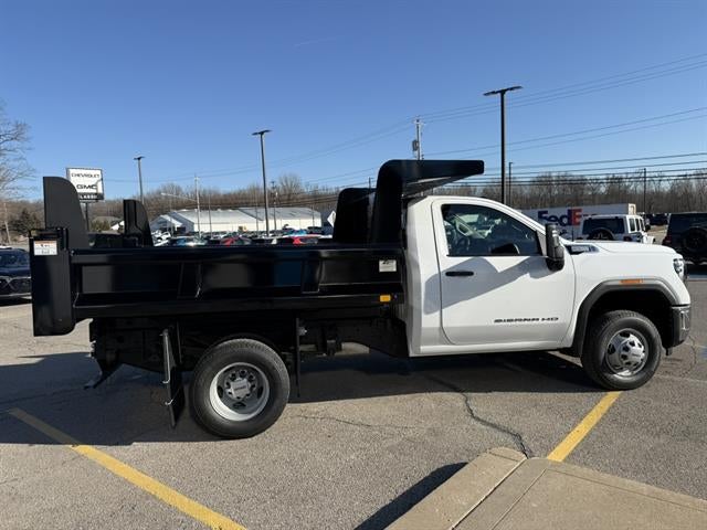 2026 GMC Sierra 3500 HD Chassis Cab Pro