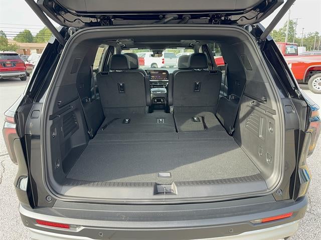 2027 Chevrolet Traverse Z71 - Photo 11