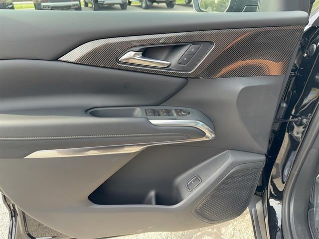 2027 Chevrolet Traverse Z71 - Photo 18