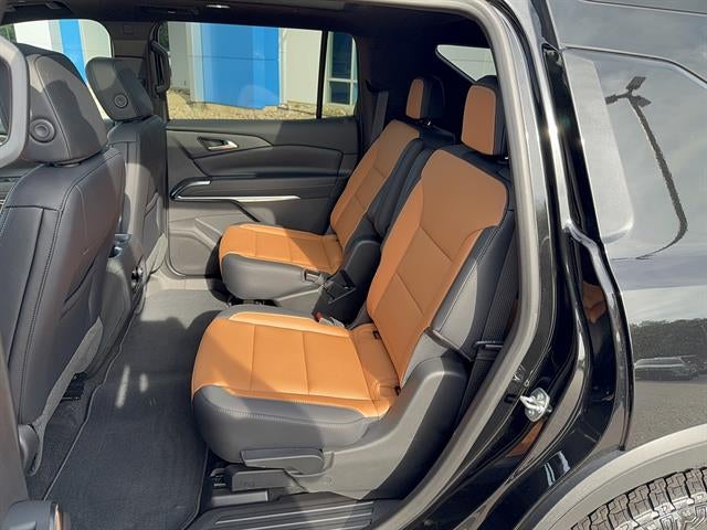 2027 Chevrolet Traverse Z71 - Photo 6