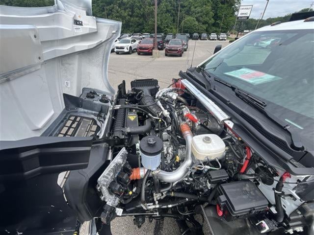 2024 Chevrolet Silverado 5500 HD Work Truck
