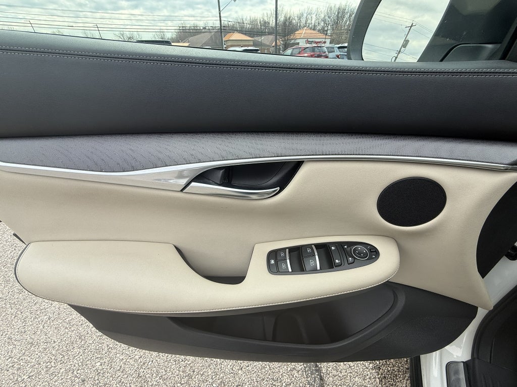 2022 INFINITI QX50 LUXE AWD