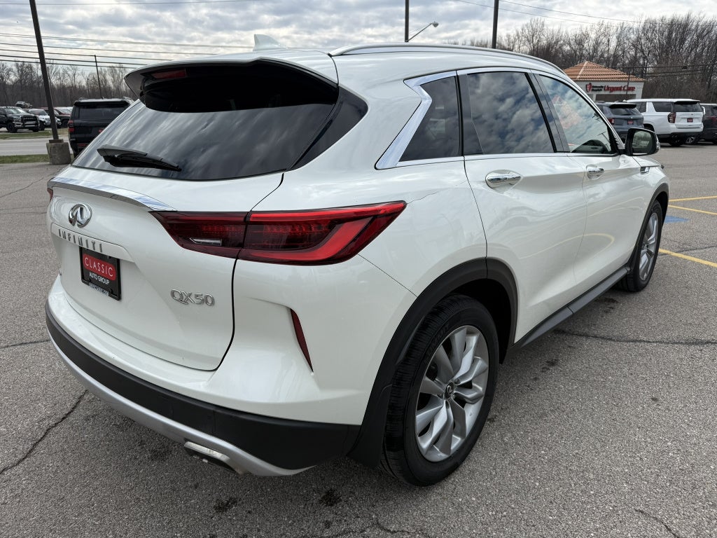 2022 INFINITI QX50 LUXE AWD