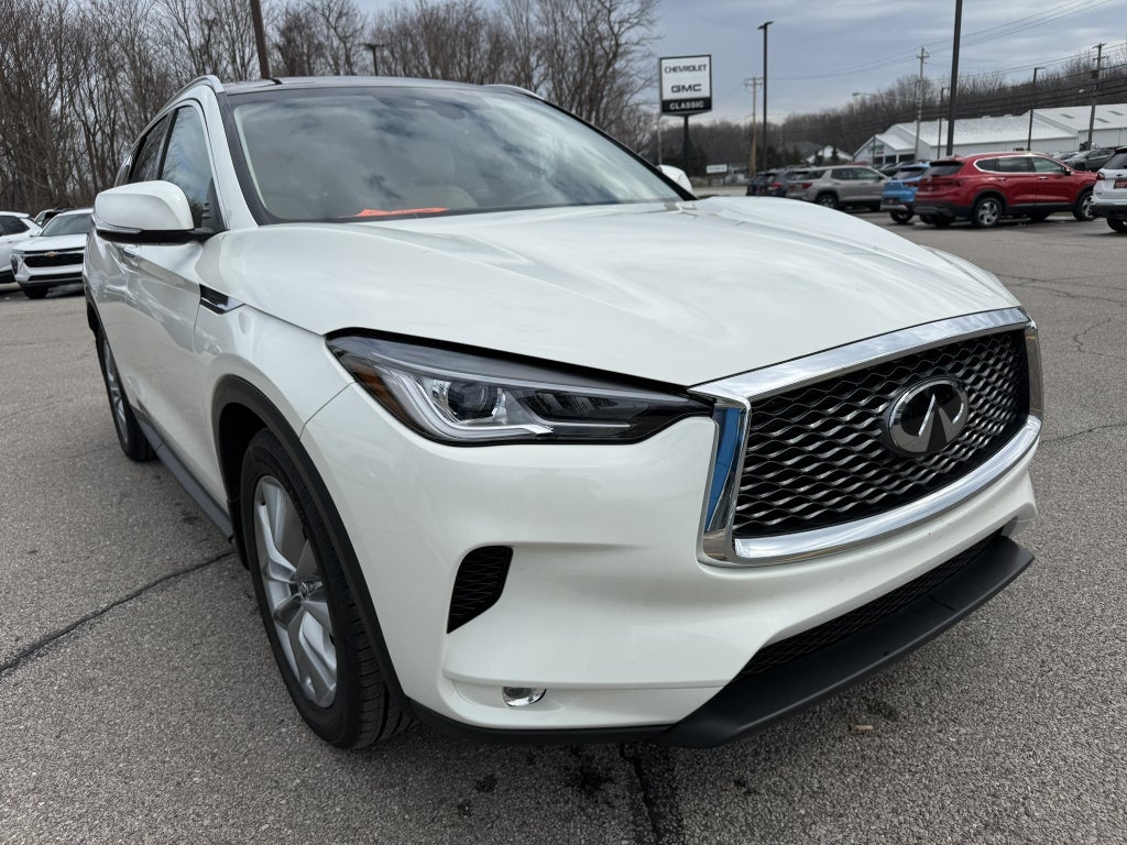 2022 INFINITI QX50 LUXE AWD