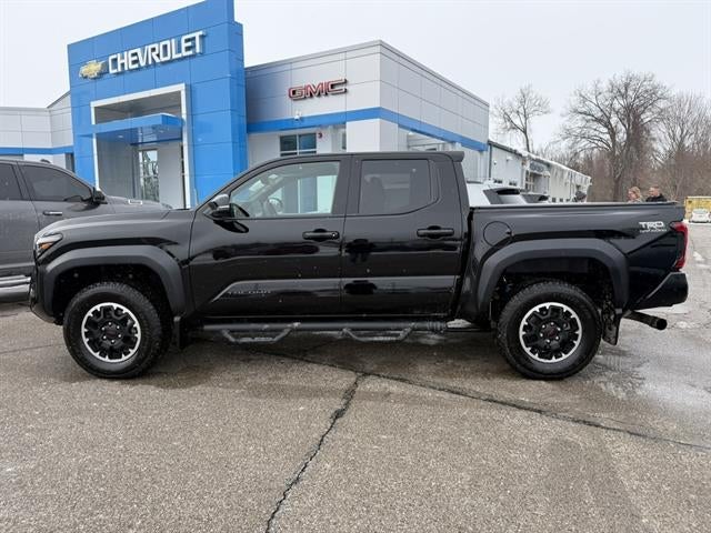 2025 Toyota Tacoma 4WD SR