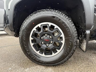 2025 Toyota Tacoma 4WD SR