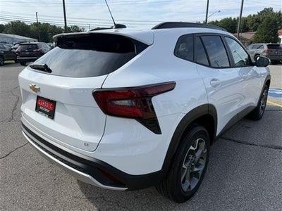 2025 Chevrolet Trax LT
